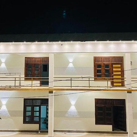 Great Victoria Palace Ratnapura Kültér fotó