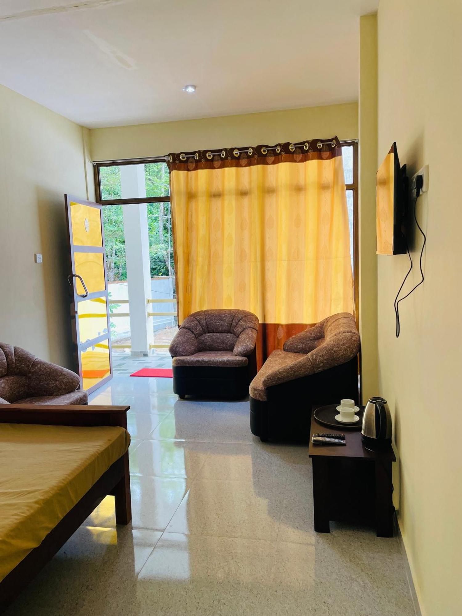 Great Victoria Palace Ratnapura Kültér fotó